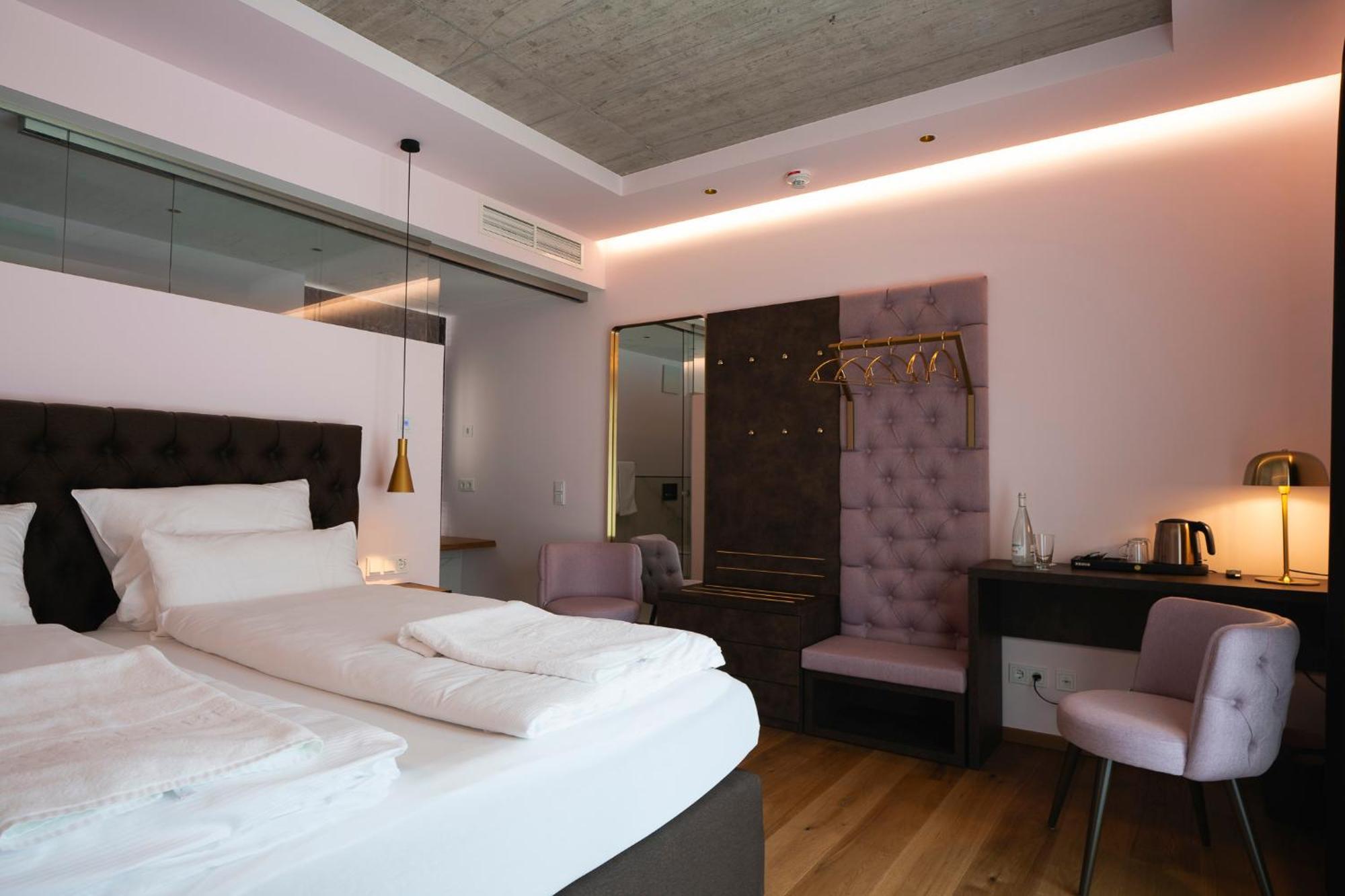Gut Leben Am Morstein Hotel Westhofen Bagian luar foto